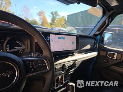 2024 Jeep Wrangler 4xe 4 Door Sahara - zdjęcie 11 z 24 - miniatura