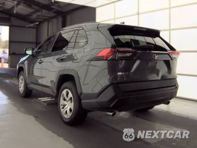 2021 Toyota RAV4 LE - zdjęcie 6 z 26 - miniatura