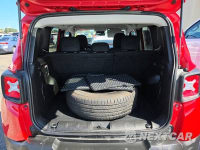 2023 Jeep Renegade Upland Edition - zdjęcie 16 z 23 - miniatura