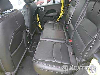 2023 Jeep Wrangler 4xe 4 Door Sahara - zdjęcie 13 z 23 - miniatura