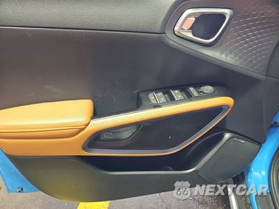 2025 Kia Soul EX - zdjęcie 9 z 23 - miniatura