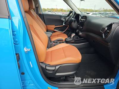 2025 Kia Soul EX - zdjęcie 8 z 23 - miniatura