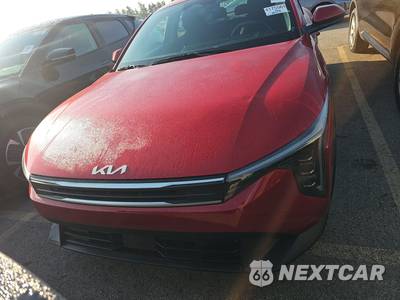 2026 Kia K4 LXS Sedan - zdjęcie 2 z 25 - miniatura