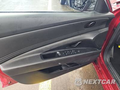 2026 Hyundai Elantra SEL Sport - zdjęcie 9 z 38 - miniatura