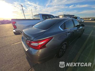 2016 Nissan Altima 2.5 SL - zdjęcie 4 z 36 - miniatura