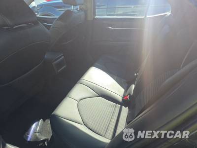 2022 Toyota Camry SE - zdjęcie 13 z 38 - miniatura