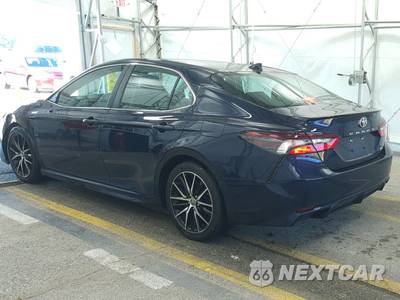 2022 Toyota Camry SE - zdjęcie 6 z 38 - miniatura