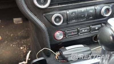 2018 Ford Mustang EcoBoost Coupe - zdjęcie 22 z 37 - miniatura