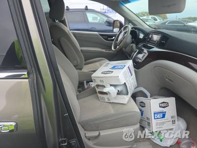 2014 Nissan Quest SV 118.1" WB - zdjęcie 8 z 31 - miniatura