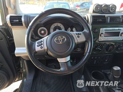 2011 Toyota FJ Cruiser w/Rear Doors - zdjęcie 10 z 32 - miniatura