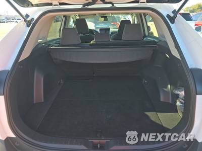 2025 Toyota RAV4 XLE - zdjęcie 16 z 18 - miniatura