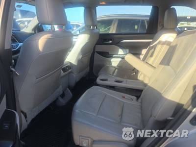 2014 Toyota Highlander XLE - zdjęcie 13 z 46 - miniatura