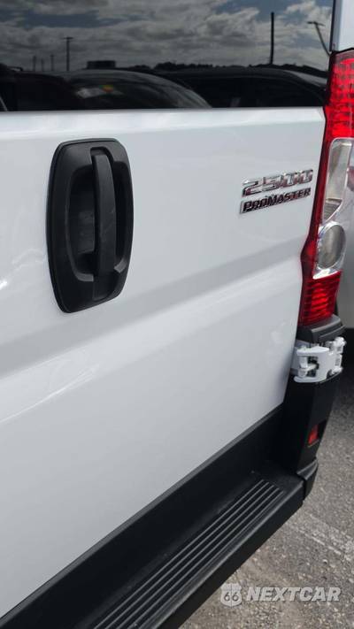 2025 Ram ProMaster 2500 Cargo Van Tradesman w/Passenger Seat Low Roof 136.0" WB - zdjęcie 20 z 26 - miniatura