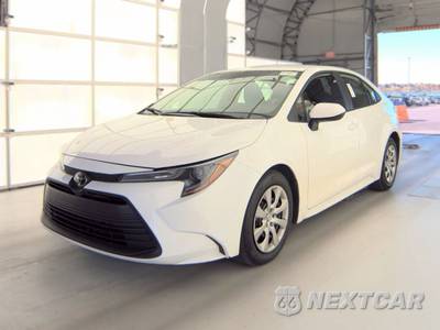 2026 Toyota Corolla LE Sedan - zdjęcie 1 z 30 - miniatura