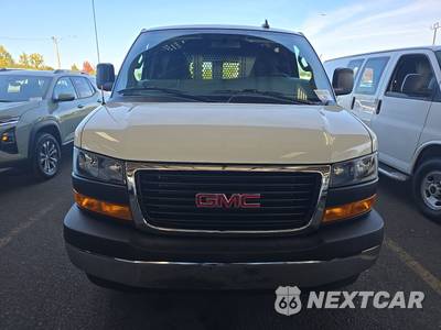 2025 GMC Savana 2500 Cargo Van 1WT 135.0" WB - zdjęcie 2 z 35 - miniatura