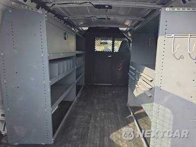 2023 GMC Savana 2500 Cargo Van 1WT 135.2" WB - zdjęcie 19 z 29 - miniatura