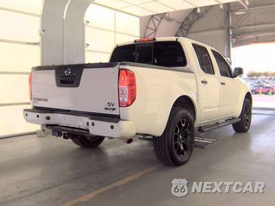 2018 Nissan Frontier SV Crew Cab Medium Bed - zdjęcie 4 z 34 - miniatura
