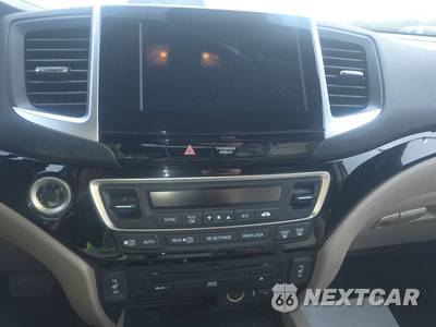 2018 Honda Pilot Touring - zdjęcie 11 z 28 - miniatura