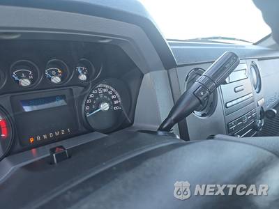 2013 Ford Super Duty F-350 Cab Chassis XL Regular Cab DRW - zdjęcie 13 z 45 - miniatura
