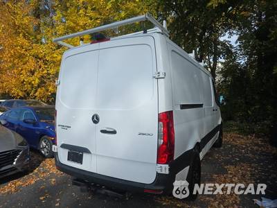 2019 Mercedes-Benz Sprinter 2500 Cargo Van Standard Roof 144.0" WB - zdjęcie 4 z 28 - miniatura
