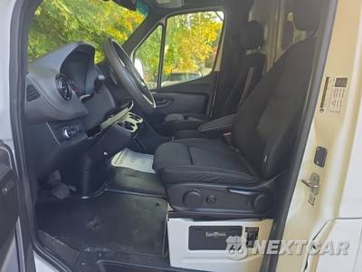 2019 Mercedes-Benz Sprinter 2500 Cargo Van Standard Roof 144.0" WB - zdjęcie 13 z 28 - miniatura