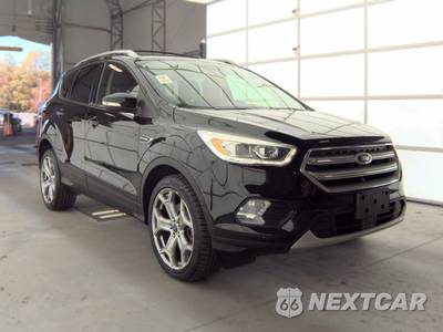 2017 Ford Escape Titanium - zdjęcie 3 z 32 - miniatura