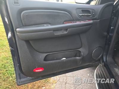 2008 Cadillac Escalade - zdjęcie 9 z 63 - miniatura