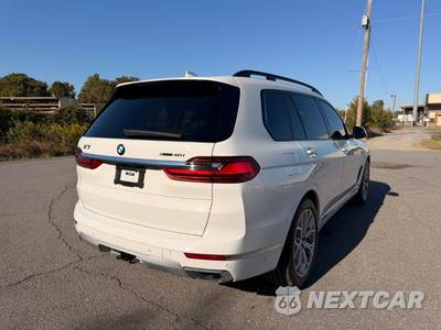 2021 BMW X7 Sports Activity Vehicle xDrive40i - zdjęcie 6 z 33 - miniatura