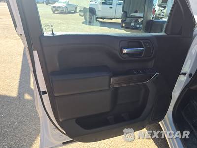 2020 Chevrolet Silverado 1500 LT Crew Cab Short Bed 1LT - zdjęcie 9 z 17 - miniatura