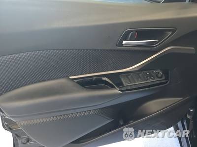 2021 Toyota C-HR Nightshade - zdjęcie 9 z 24 - miniatura