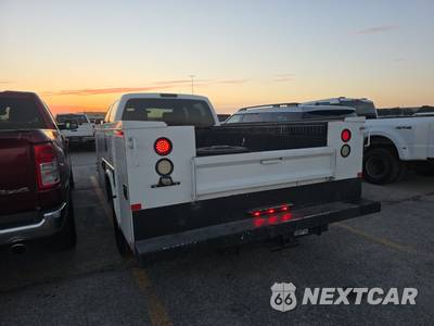 2016 Ford Super Duty F-350 Cab Chassis XL Crew Cab DRW - zdjęcie 6 z 22 - miniatura