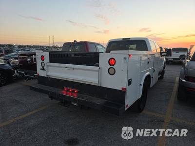 2016 Ford Super Duty F-350 Cab Chassis XL Crew Cab DRW - zdjęcie 4 z 22 - miniatura