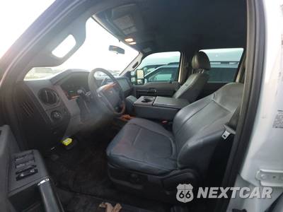 2016 Ford Super Duty F-350 Cab Chassis XL Crew Cab DRW - zdjęcie 7 z 22 - miniatura