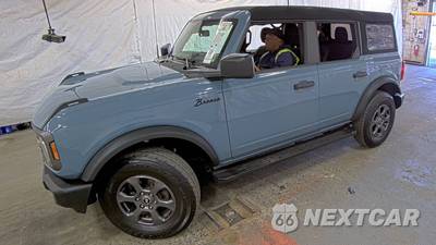 2023 Ford Bronco Big Bend - zdjęcie 1 z 31 - miniatura