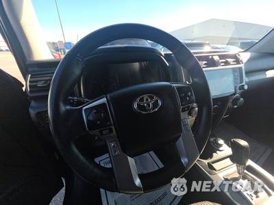 2021 Toyota 4Runner SR5 - zdjęcie 10 z 28 - miniatura