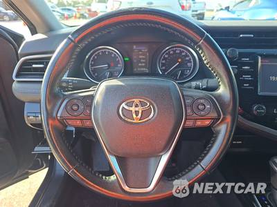 2019 Toyota Camry SE - zdjęcie 10 z 31 - miniatura
