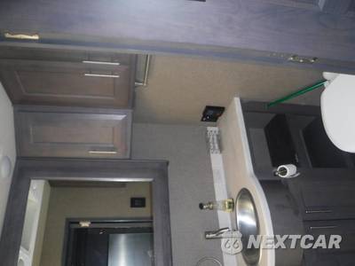 2020 Ford Super Duty F-53 Class A Motorhome Chassis DRW - zdjęcie 7 z 20 - miniatura