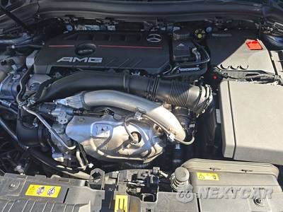 2021 Mercedes-Benz AMG GLA 35 4MATIC - zdjęcie 15 z 19 - miniatura
