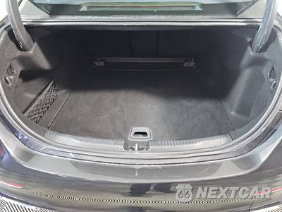 2023 Mercedes-Benz C 300 Sedan - zdjęcie 16 z 29 - miniatura
