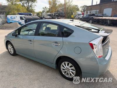 2012 Toyota Prius Plug-In Hybrid - zdjęcie 3 z 12 - miniatura