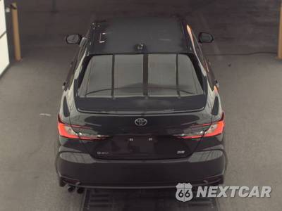 2025 Toyota Camry SE - zdjęcie 5 z 26 - miniatura