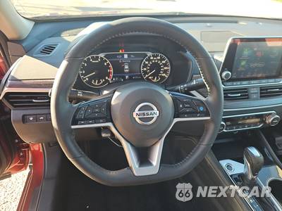 2021 Nissan Altima Platinum - zdjęcie 10 z 41 - miniatura