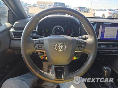 2025 Toyota Camry SE - zdjęcie 14 z 32 - miniatura