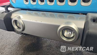 2017 Jeep Wrangler Unlimited Chief Edition - zdjęcie 19 z 24 - miniatura