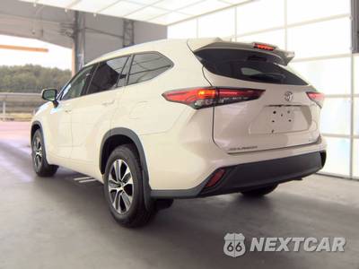 2021 Toyota Highlander XLE - zdjęcie 6 z 24 - miniatura