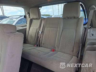 2010 Ford Expedition XLT - zdjęcie 14 z 19 - miniatura