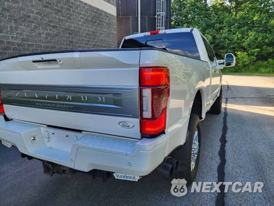 2022 Ford Super Duty F-350 Platinum Crew Cab Medium Bed - zdjęcie 2 z 33 - miniatura