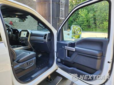 2022 Ford Super Duty F-350 Platinum Crew Cab Medium Bed - zdjęcie 14 z 33 - miniatura