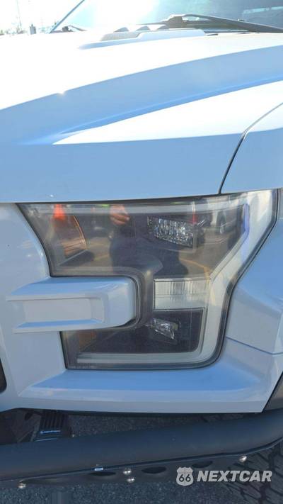 2017 Ford F-150 Raptor Crew Cab Short Bed - zdjęcie 29 z 31 - miniatura