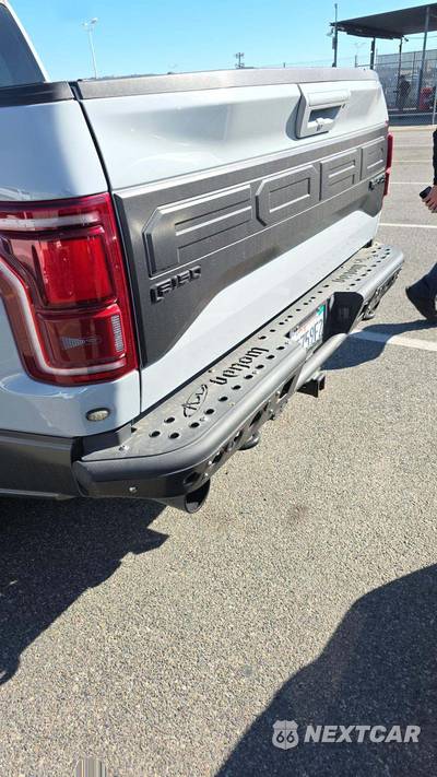 2017 Ford F-150 Raptor Crew Cab Short Bed - zdjęcie 21 z 31 - miniatura